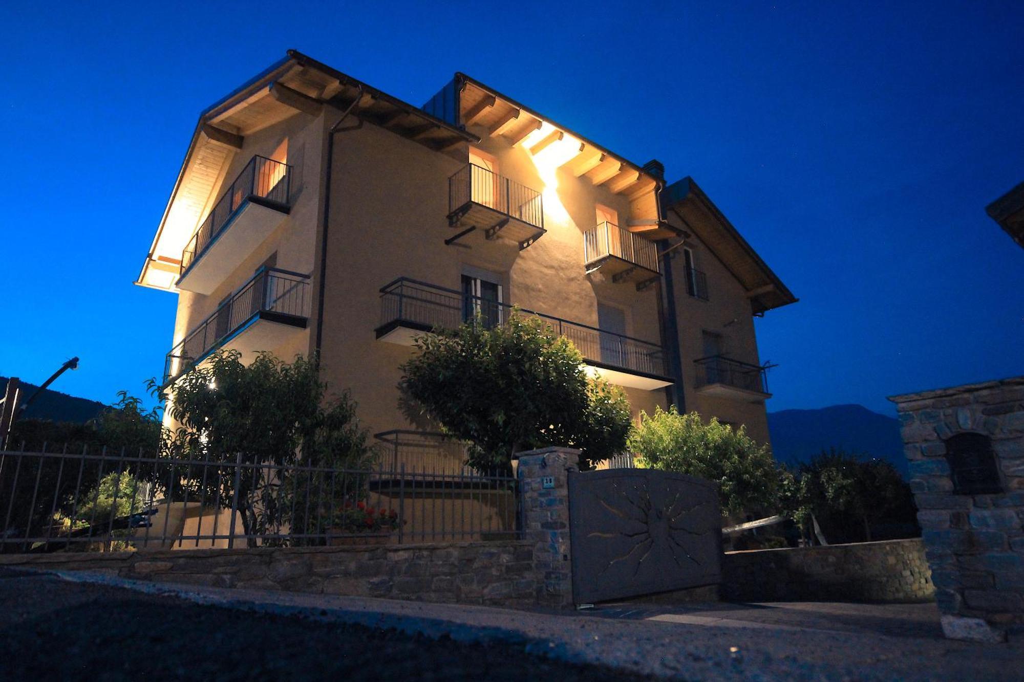 Apartment L'Envers Aosta Kültér fotó